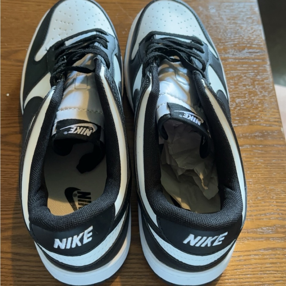 Nike shoes size 11 men